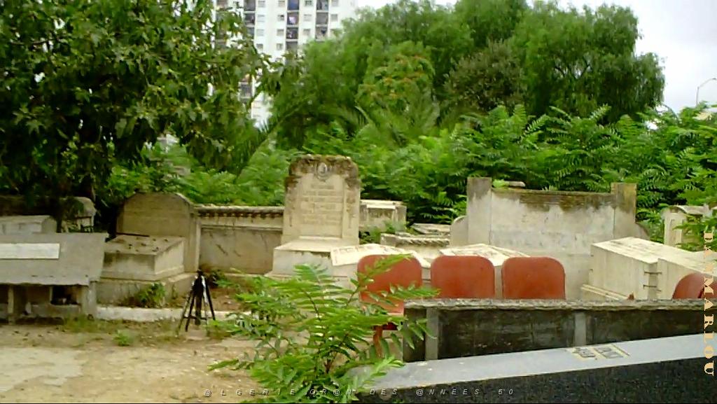 ORAN 2009 cimetiere Juif d'Oran   (9).jpg